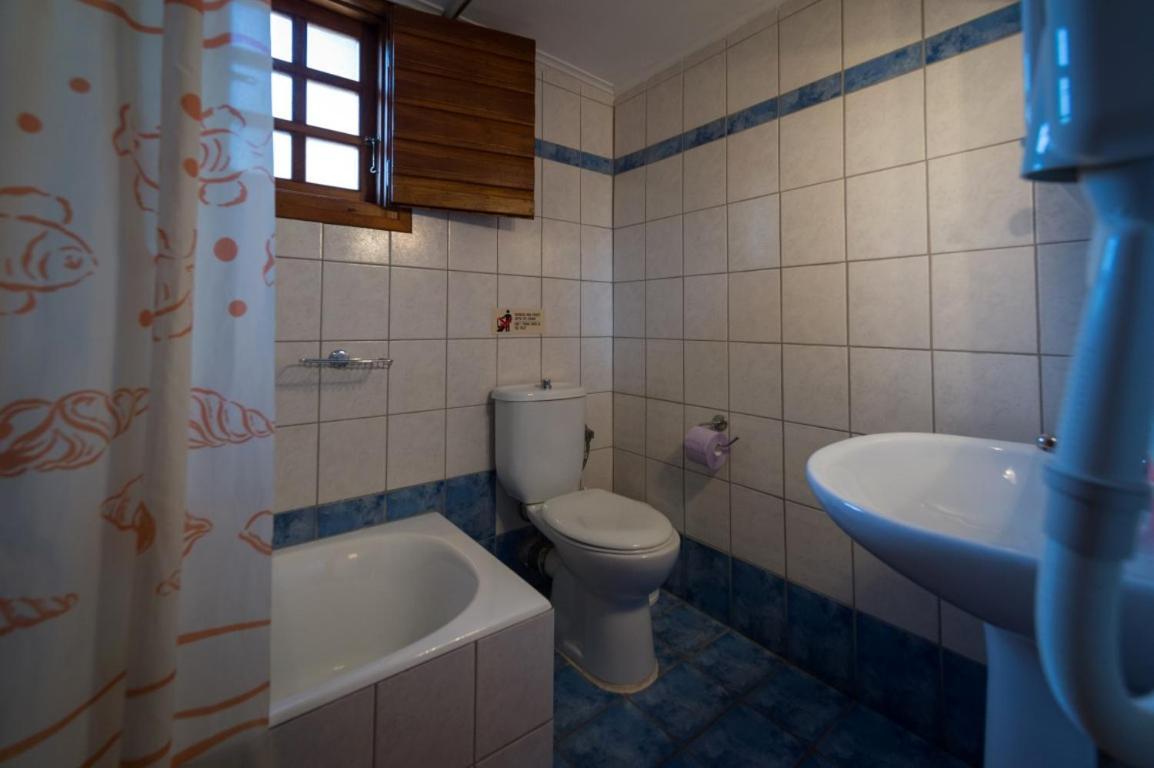 Porto Kalamitsi Stone-Built Bungalows Kardhamili Ngoại thất bức ảnh