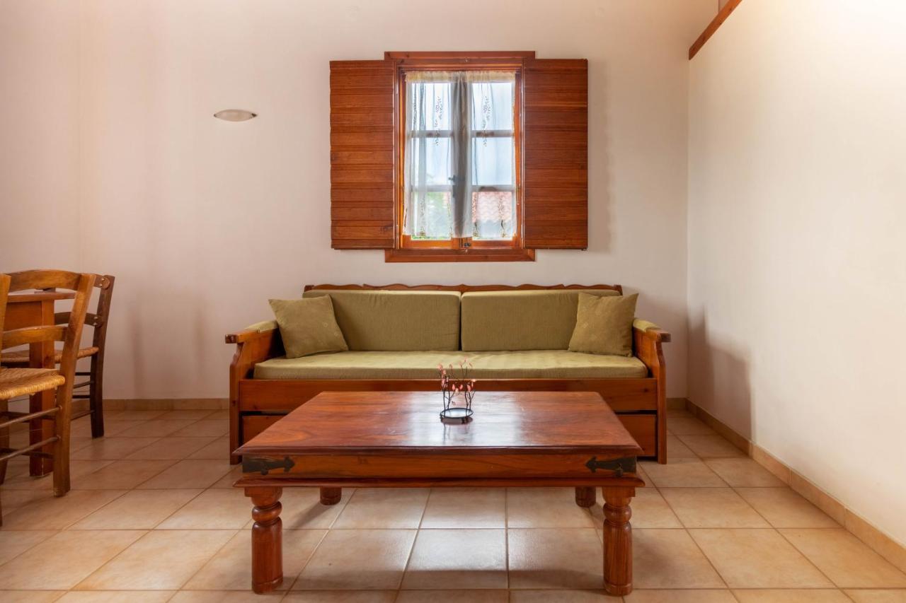 Porto Kalamitsi Stone-Built Bungalows Kardhamili Ngoại thất bức ảnh